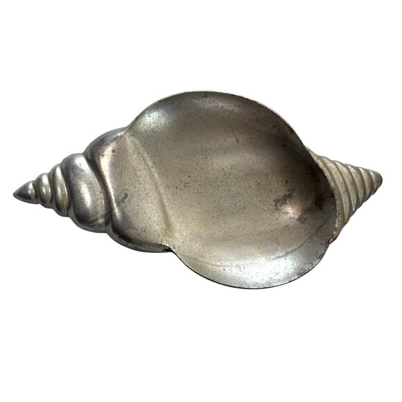 Vintage Paradigm Studios Cast Aluminum Sea Shell Catch All Decorative Dish - Picture 3 of 10